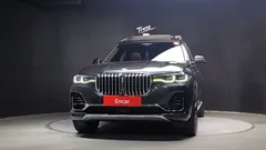 2022 BMW X7 xDrive 40d Design Pure Excellence 7-Seater — фото 3