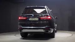 2022 BMW X7 xDrive 40d Design Pure Excellence 7-Seater — фото 4