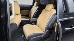 2023 Kia Carnival Diesel 9-Seater Prestige — фото 12