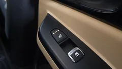 2023 Kia Carnival Diesel 9-Seater Prestige — фото 20
