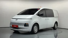 2023 Hyundai Staria Cargo 5-Seater — фото 1