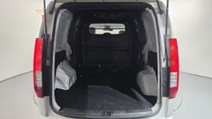 2023 Hyundai Staria Cargo 5-Seater — фото 17