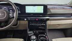 2023 Kia Carnival Diesel 7-Seater Hi-Limousine — фото 17