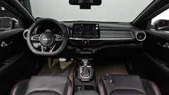 2022 Kia K3 1.6 Turbo GT 5Door — фото 7