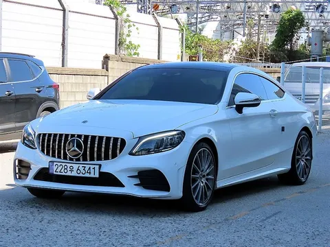2023 Mercedes-Benz C-Class C200 Coupe