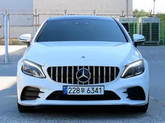 2023 Mercedes-Benz C-Class C200 Coupe — фото 3