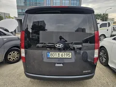 2022 Hyundai Staria Cargo 3-Seater — фото 3