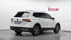 2023 Volkswagen Tiguan 2.0 TSI Prestige — фото 2