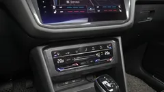 2023 Volkswagen Tiguan 2.0 TSI Prestige — фото 17