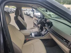 2023 Kia Carnival Diesel 9-Seater Prestige — фото 15