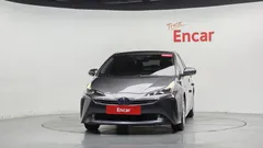 2022 Toyota Prius 1.8, серый — фото 3