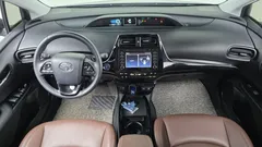 2022 Toyota Prius 1.8, серый — фото 7