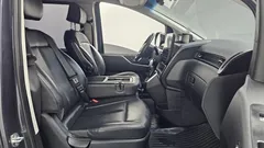 2022 Hyundai Staria Tourer 11-Seater — фото 11