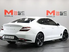 2022 Genesis G70 Gasoline 2.0T 2WD — фото 3