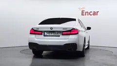 2023 BMW 5-Series 530i xDrive M Sport Package — фото 4