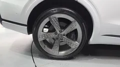 2023 Genesis GV70 2.5T Gasoline AWD, белый — фото 5