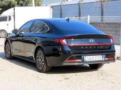 2022 Hyundai Sonata Inspiration — фото 2