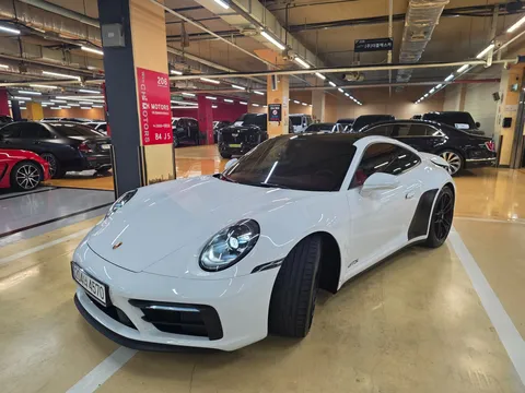 2023 Porsche 911 Carrera GTS