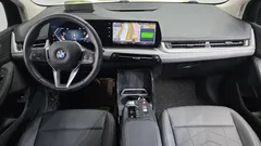 2023 BMW 2-Series 220i Advantage, белый — фото 7