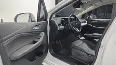 2023 BMW 2-Series 220i Advantage, белый — фото 10