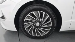 2023 Hyundai Sonata Premium Plus — фото 5