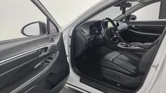 2023 Hyundai Sonata Premium Plus — фото 10
