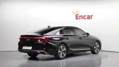2023 Kia K8 Signature — фото 2