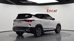 2023 Kia Seltos Gasoline 1.6 Turbo 4WD — фото 2