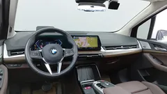 2024 BMW 2-Series 220i Luxury — фото 5