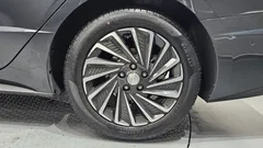 2022 Hyundai Sonata Premium Plus — фото 5