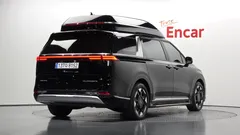 2023 Kia Carnival Gasoline 7-Seater Hi-Limousine — фото 2
