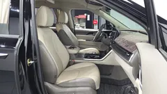 2023 Kia Carnival Gasoline 7-Seater Hi-Limousine — фото 11