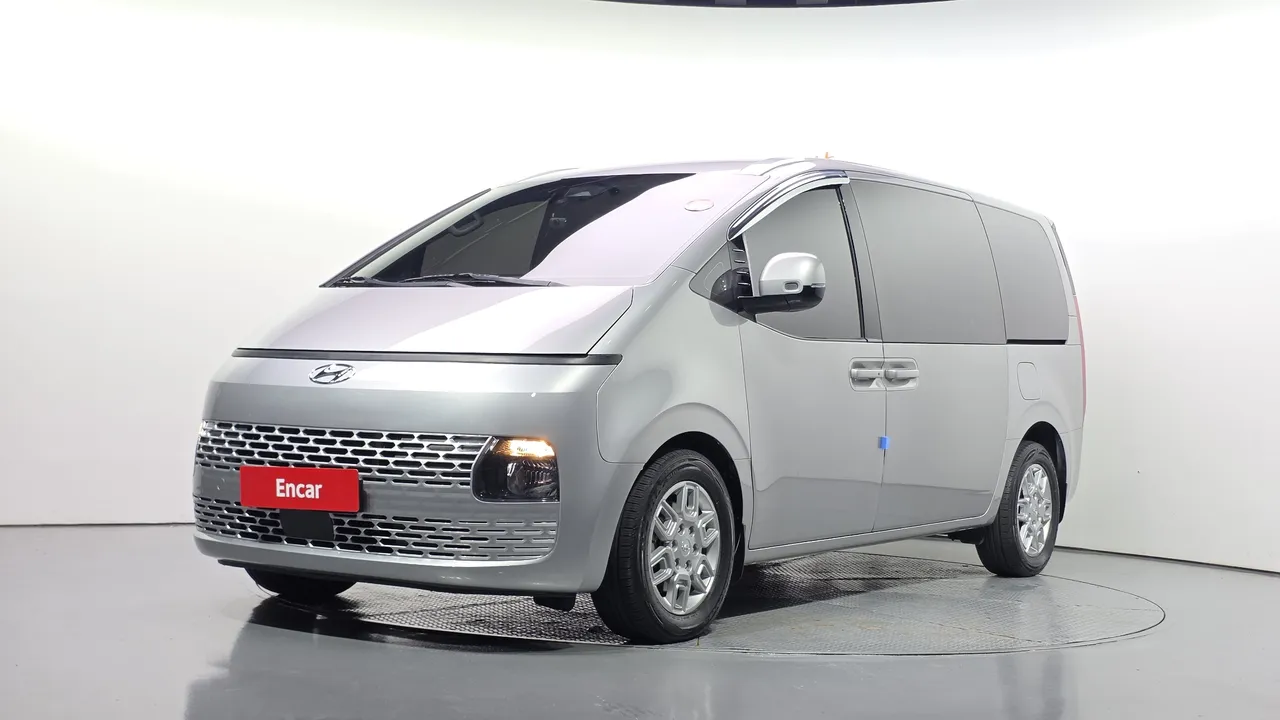 2022 Hyundai Staria Cargo 5-Seater