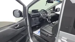 2022 Hyundai Staria Cargo 5-Seater — фото 10