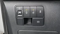 2022 Hyundai Staria Cargo 5-Seater — фото 13