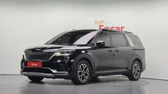 2022 Kia Carnival Diesel 9-Seater Prestige — фото 1