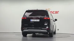 2022 Kia Carnival Diesel 9-Seater Prestige — фото 4