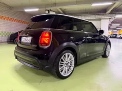 2022 Mini Cooper 클래식 플러스 — фото 2