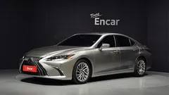 2022 Lexus ES Executive — фото 1