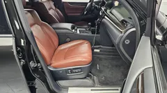 2019 Lexus LX 570 — фото 12