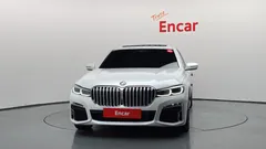 2022 BMW 7-Series 740i M Sport — фото 3