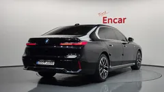 2023 BMW 7-Series 740i sDrive M Sport — фото 2