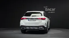 2023 Mercedes-Benz GLC-Class GLC300 4MATIC AMG Line — фото 4