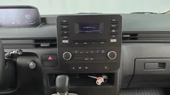 2024 Hyundai Staria Cargo 3-Seater — фото 12