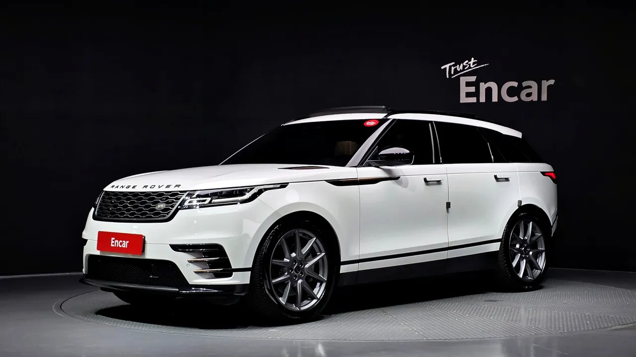 2022 Land Rover Range Rover Velar 3.0 P400 R-Dynamic HSE