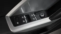 2023 Audi Q3 35 TDI Quattro Premium, серый — фото 18