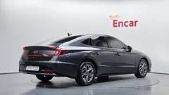 2022 Hyundai Sonata 2.0 — фото 2
