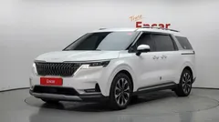 2023 Kia Carnival Diesel 9-Seater Prestige — фото 1
