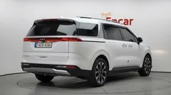2023 Kia Carnival Diesel 9-Seater Prestige — фото 2