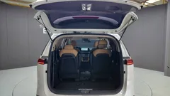 2023 Kia Carnival Diesel 9-Seater Prestige — фото 19